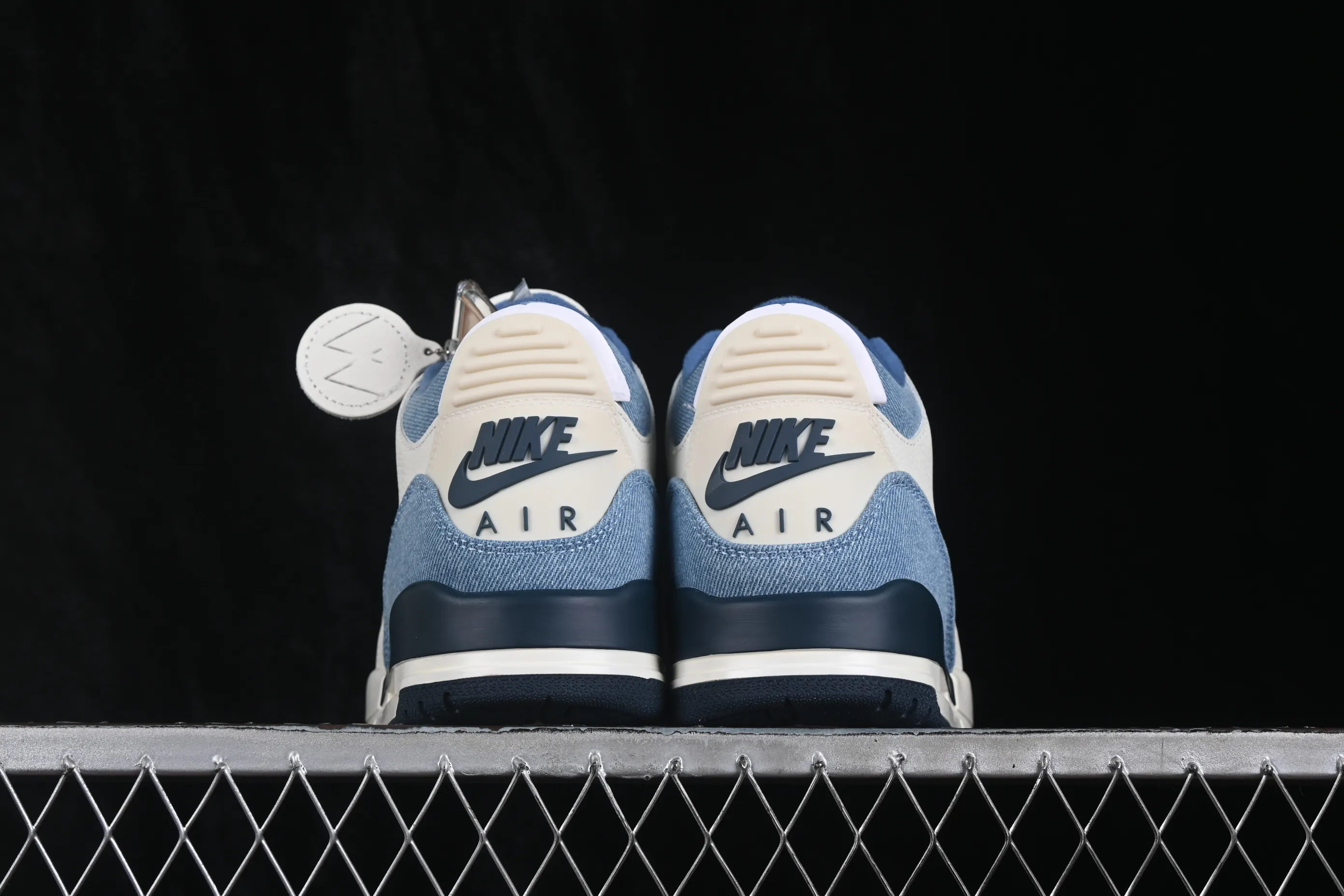 All categories Air Jordan Jordan series basketball shoes Air Jordan 3 Levi's x Air Jordan 3 Rtr "All-Star" AJ3 Joe 3 Levi's joint IR0912-400